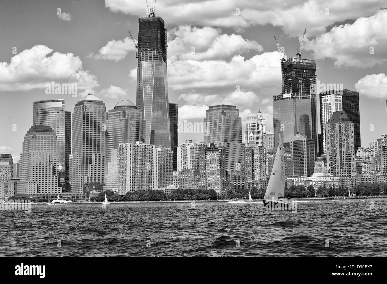 New York City skyline and river in Black and White Stock Photo