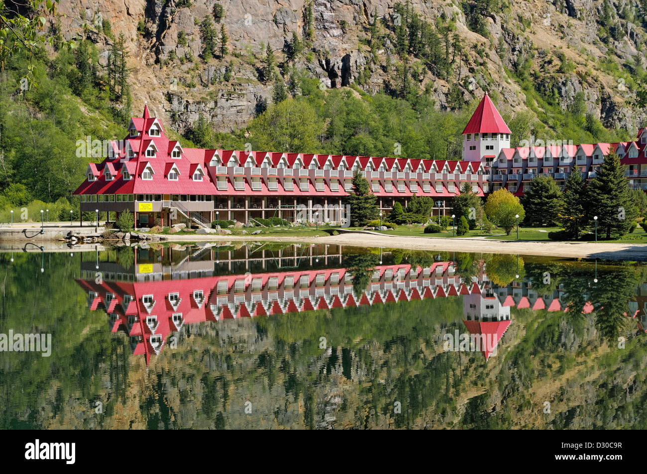 The hotel at Three Valley Gap in the Selkirk Mountains of British Stock  Photo - Alamy