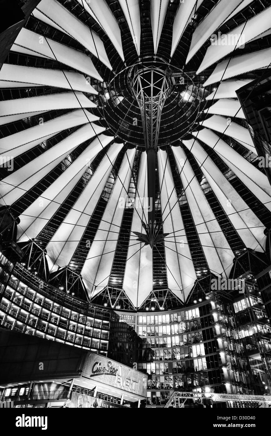 Projection dome Black and White Stock Photos & Images - Alamy