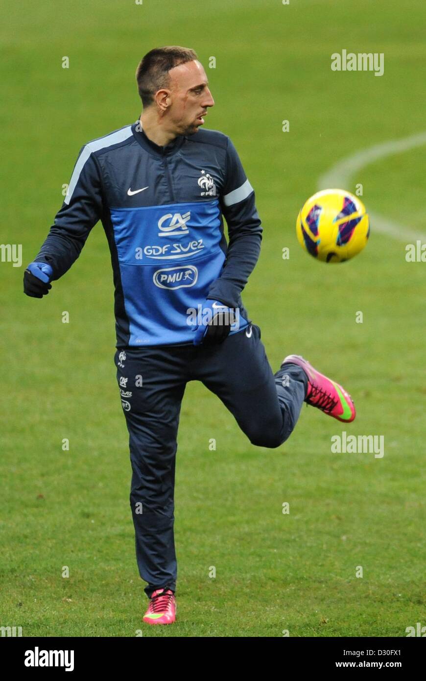 Paris, France. 5th February 2013. France's Frank Ribery takes part in French national soccer team practice at the Stade de France in Paris, France, 05 February 2013. German will play France on 06 February 2013. Photo: ANDREAS GEBERT/dpa/Alamy Live News Stock Photo