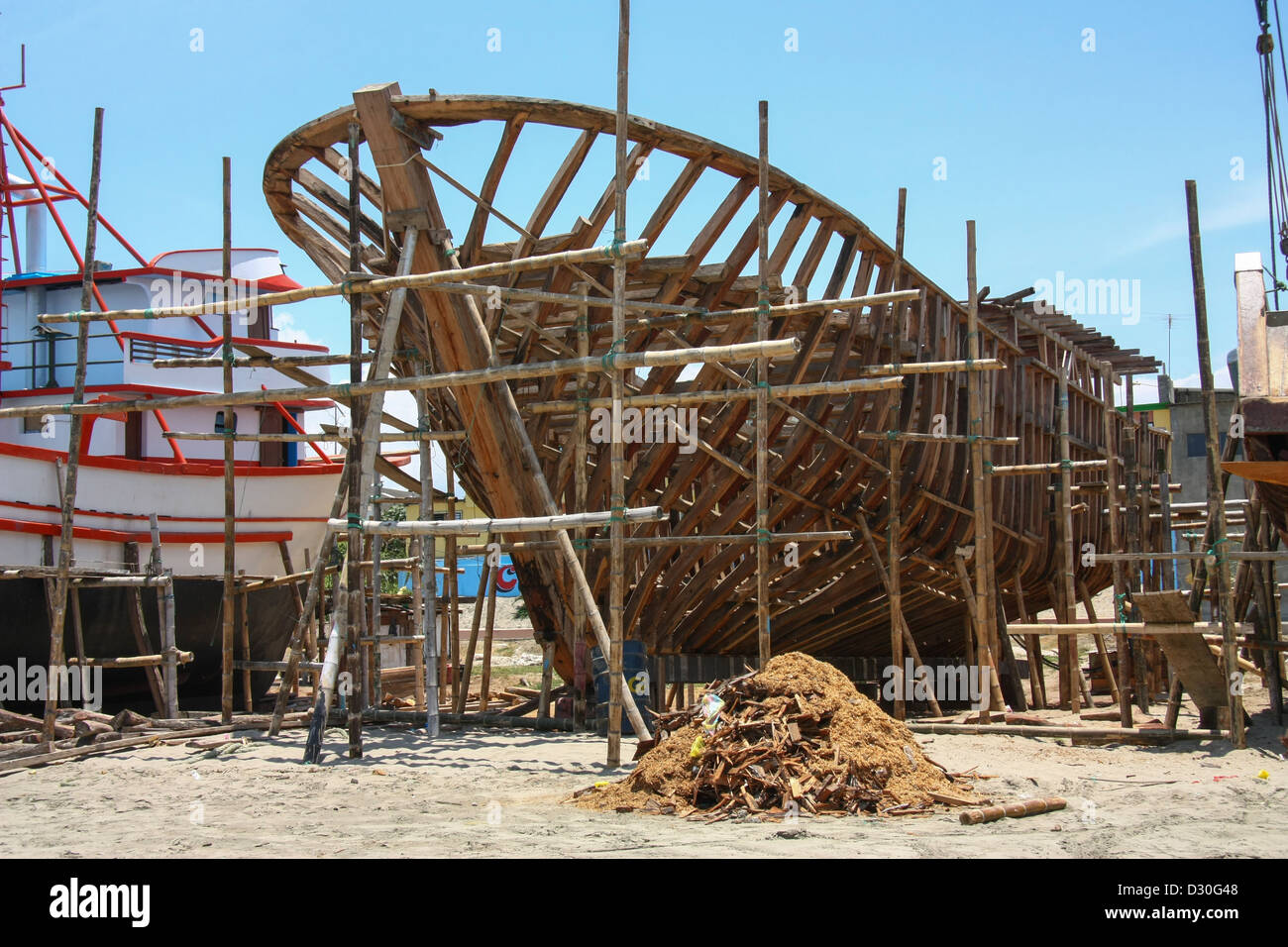 Wooden ship construction hi-res stock photography and images - Alamy