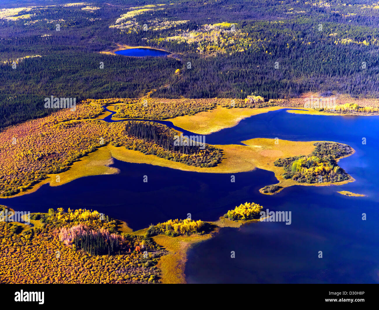 Tundra landscape canada hires stock photography and images Alamy
