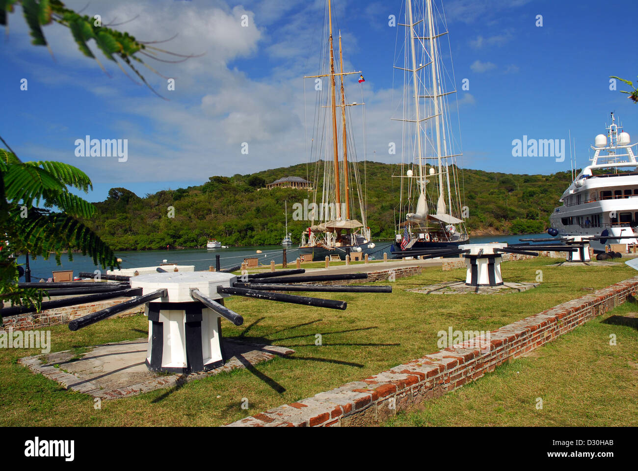 Ships capstan hires stock photography and images Alamy