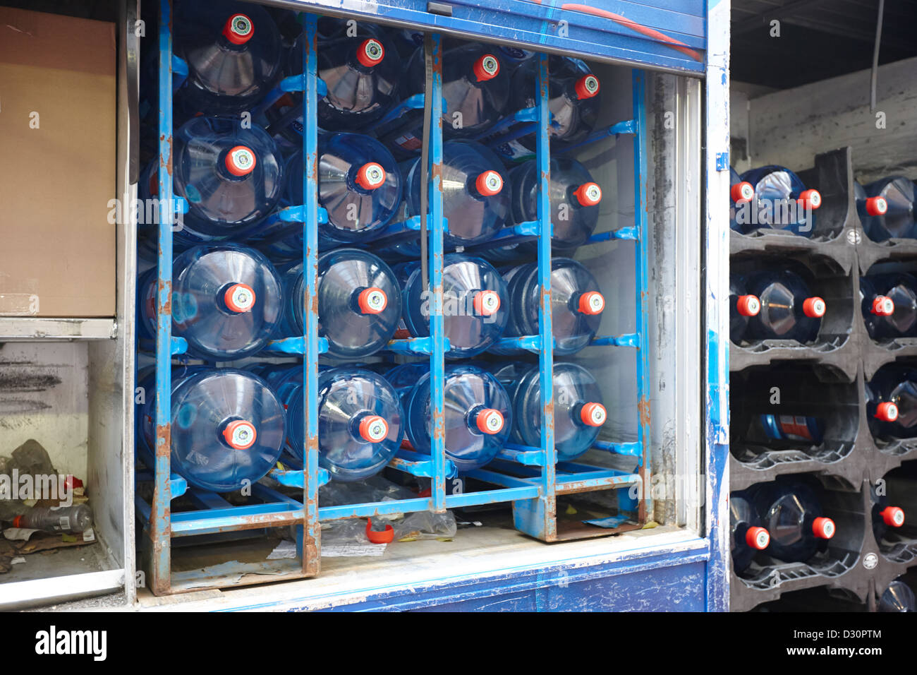 Bottled water delivery hires stock photography and images Alamy