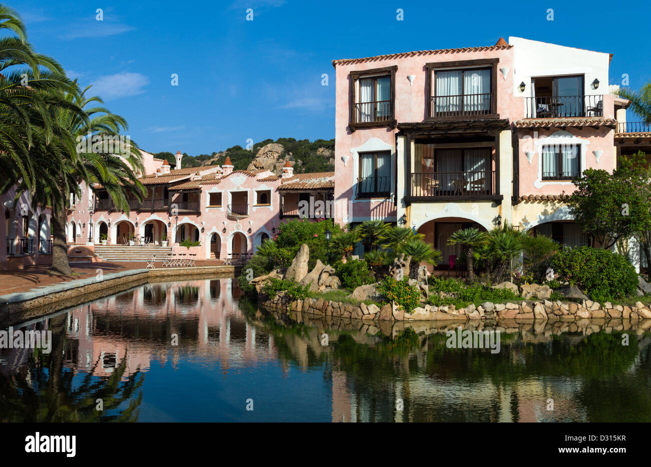 Bagaglino hi-res stock photography and images - Alamy, image size:1300x934