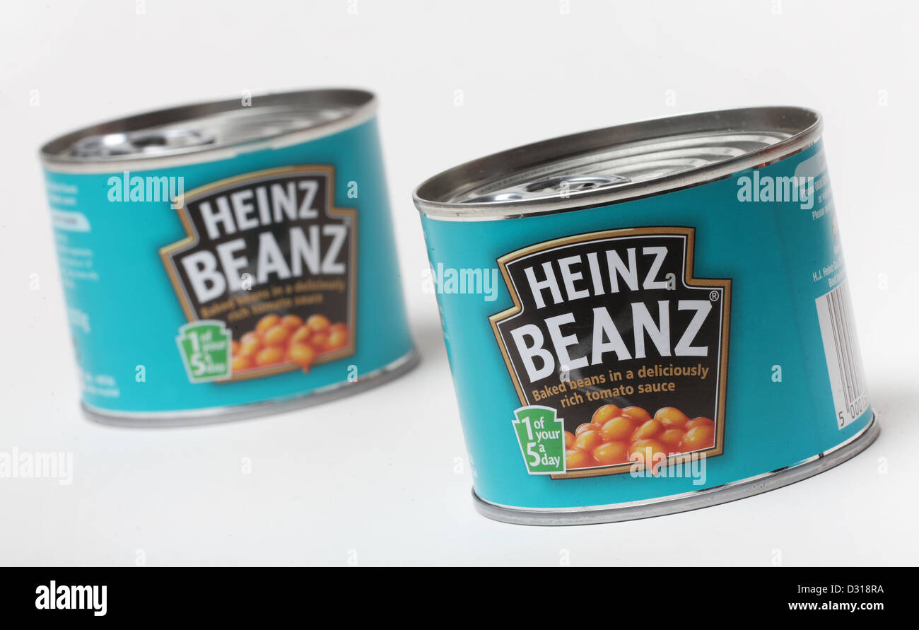 Tin of Heinz Baked Beans in Tomato Sauce Stock Photo Alamy