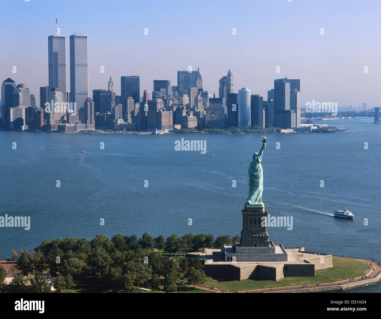 USA, New York, New York Harbour; Liberty Island, historical 1988 aerial view of the Statue of Liberty Stock Photo