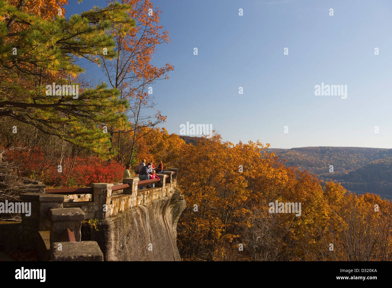 FALL FOLIAGE KINZUA SCENIC OVERLOOK ABOVE ALLEGHENY RESERVOIR ALLEGHENY NATIONAL FOREST PENNSYLVANIA USA Stock Photo