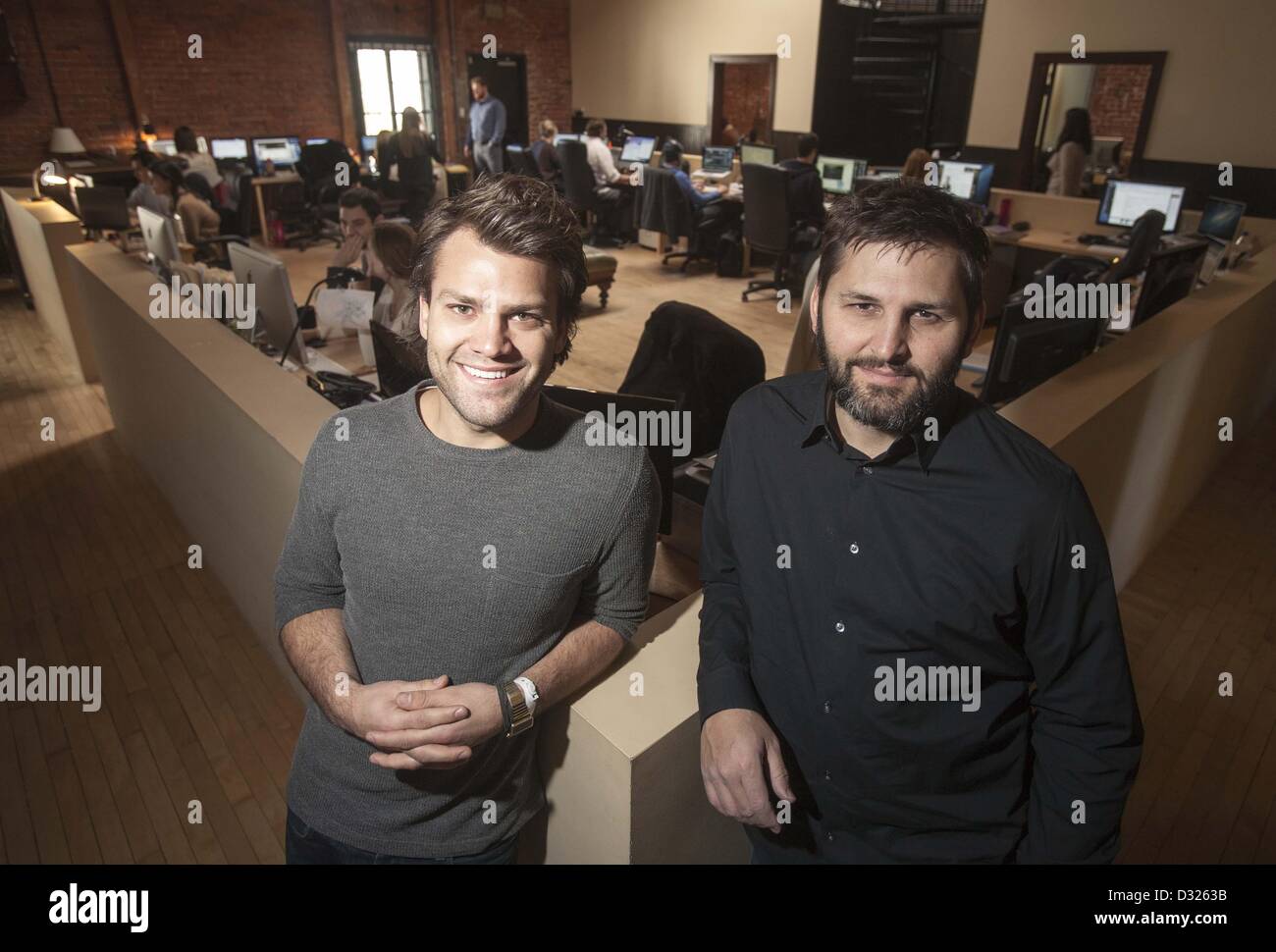 Youtube ad hi-res stock photography and images - Alamy