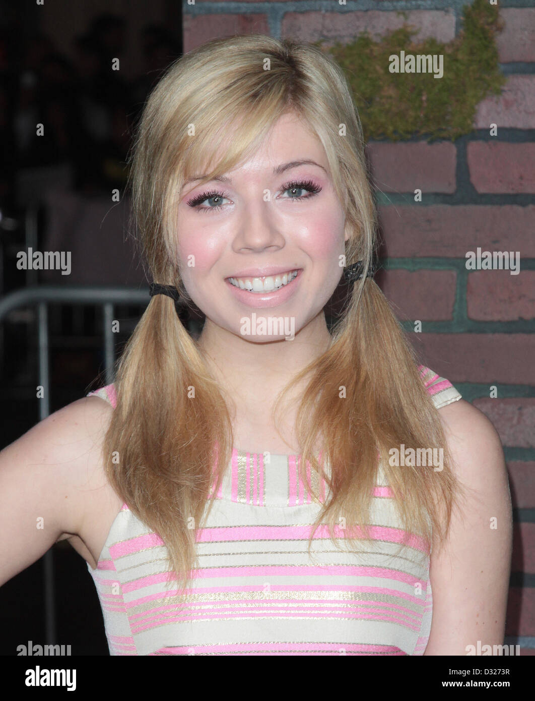 Jennette mccurdy hi-res stock photography and images - Alamy