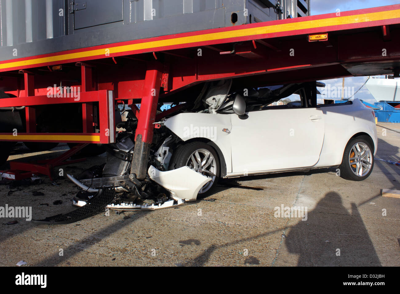 Crash brake hi-res stock photography and images - Alamy