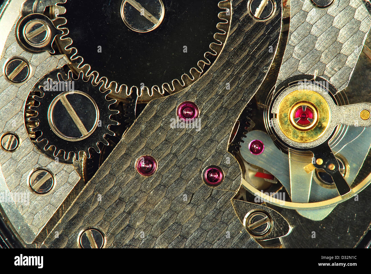 Mechanism of old clock sprockets and ruby gems in the system are well