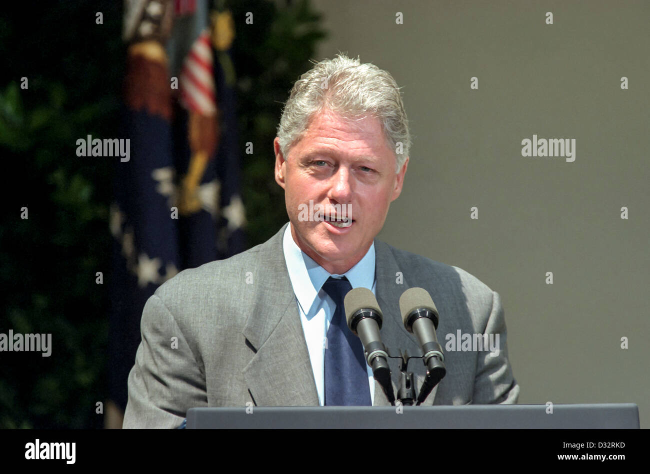 Us President Bill Clinton Condemns The Recent Bombings In Nairobi