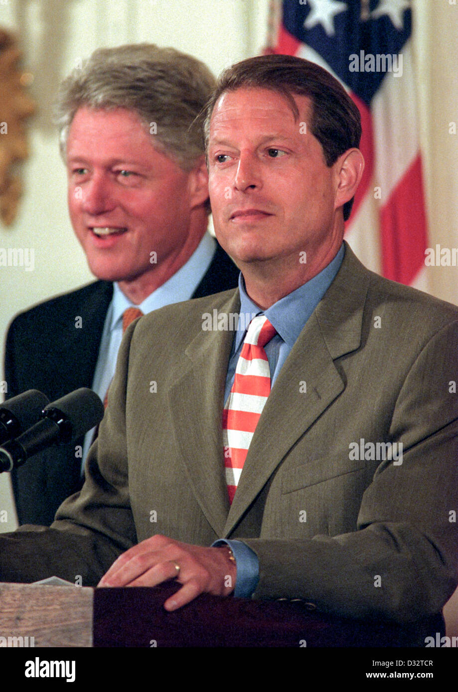 US President Bill Clinton and Vice President Al Gore during a light moment  at a White House event August 17, 1999 in Washington, DC Stock Photo - Alamy