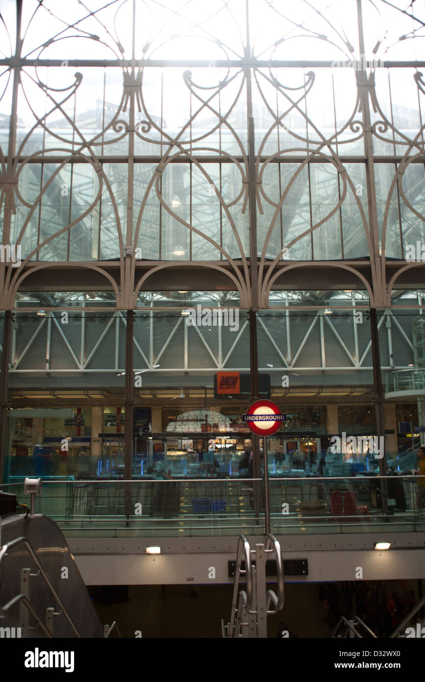 Paddington Station Entrance High Resolution Stock Photography and