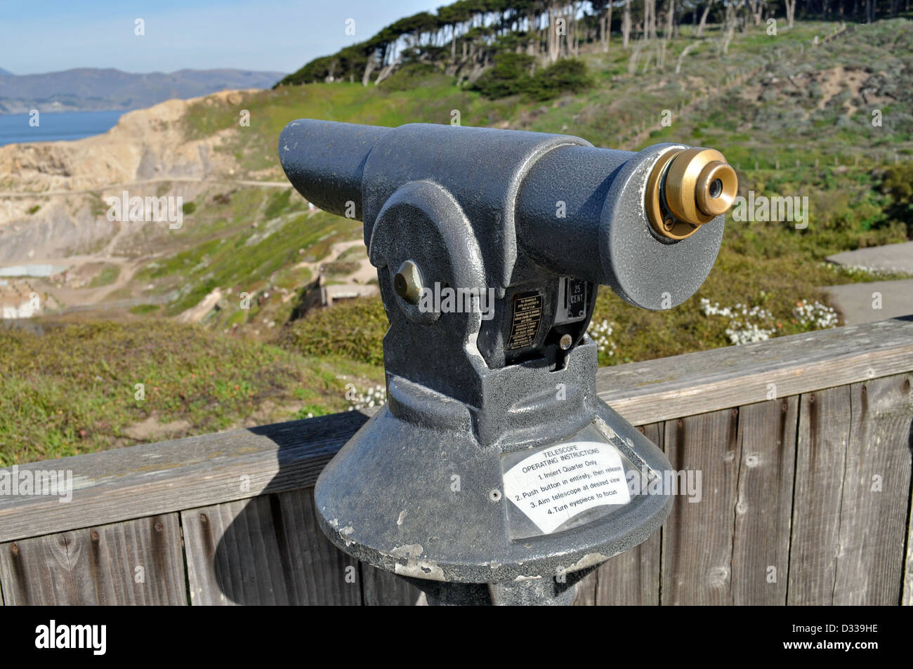 pay telescope, in Golden Gate National Recreation Area, San Francisco, Stock Photo