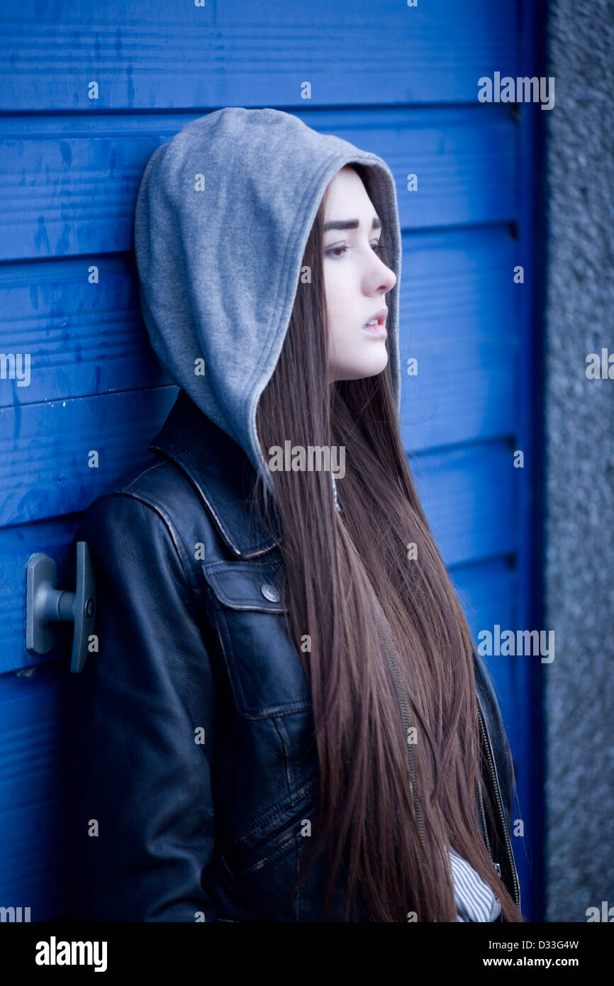 Girl wearing a hoodie hi-res stock photography and images - Alamy