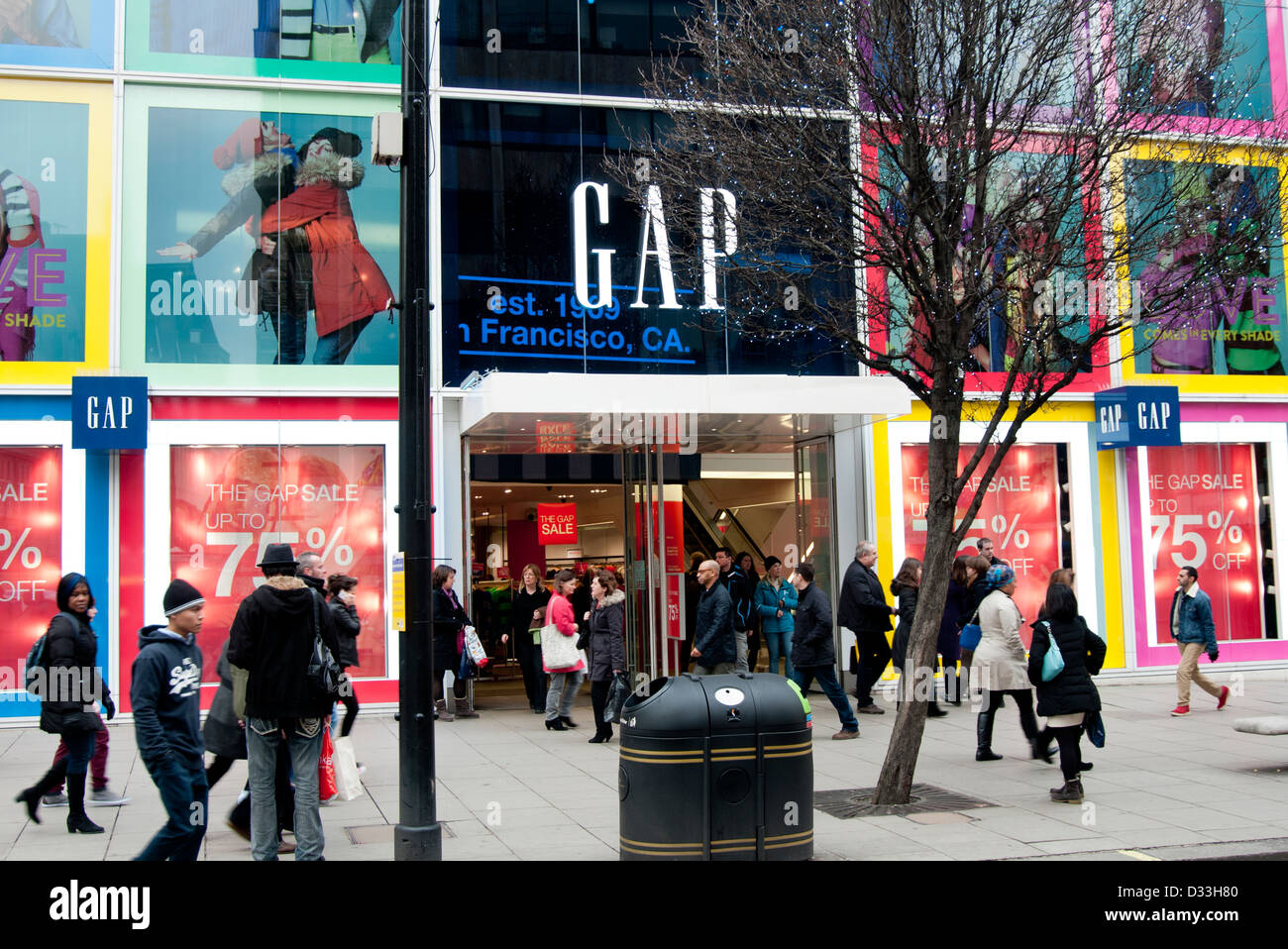 Gap store in Oxford Street, London Stock Photo - Alamy
