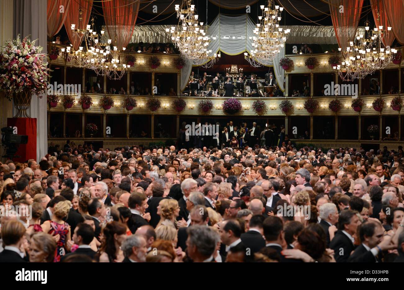 Vienna ball dance hires stock photography and images Alamy