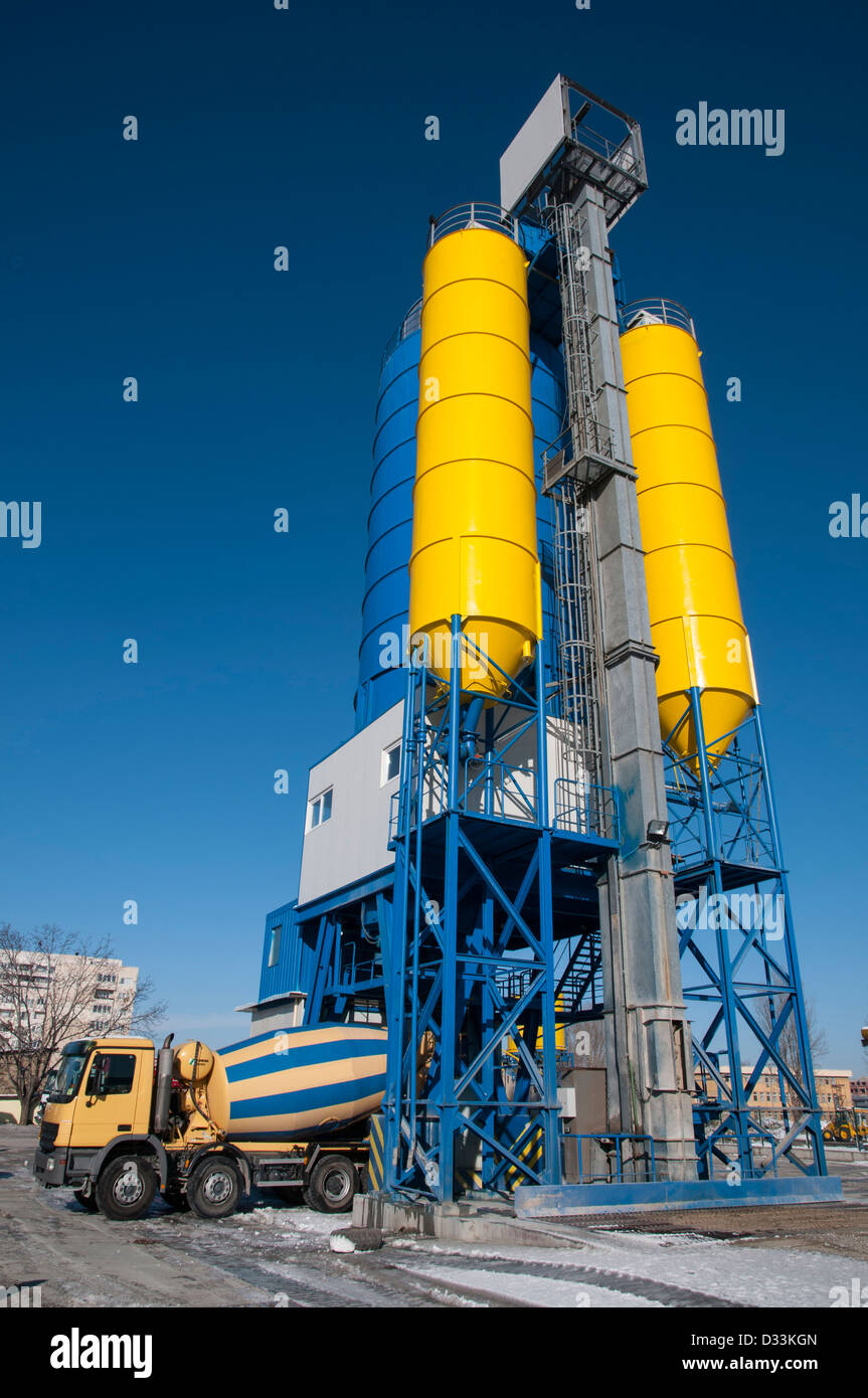 cement truck pump Stock Photo Alamy