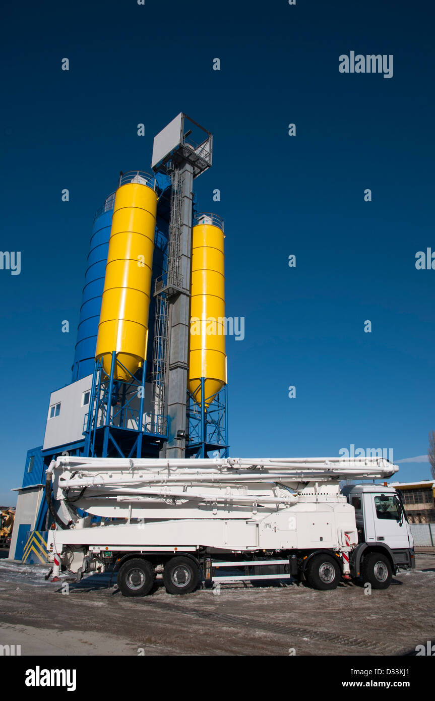 cement truck pump Stock Photo Alamy