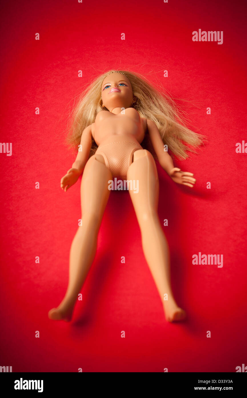 Nude barbie Barbi