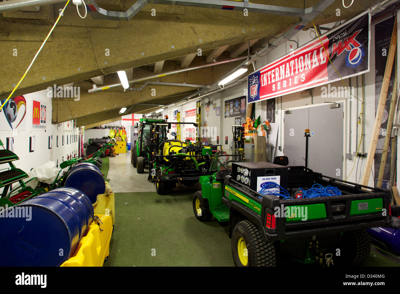 Grass maintenance equipment, including lawnmowers, cutters and rollers