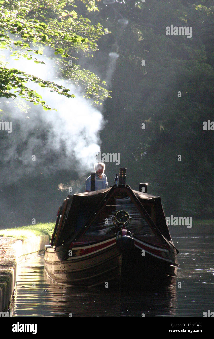 Llangollen canal smoke rings hires stock photography and images Alamy