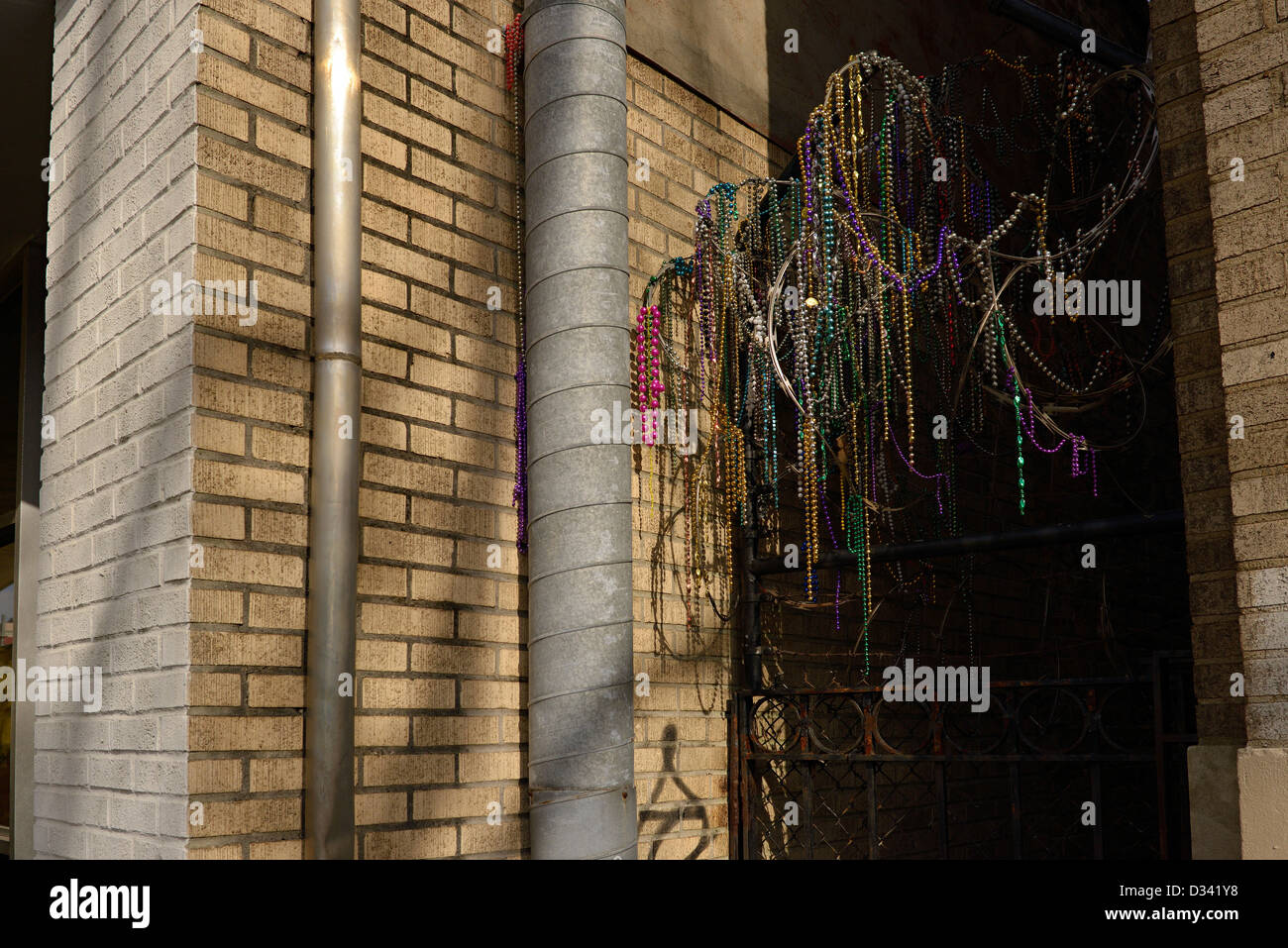Mardi gras beads hires stock photography and images Alamy