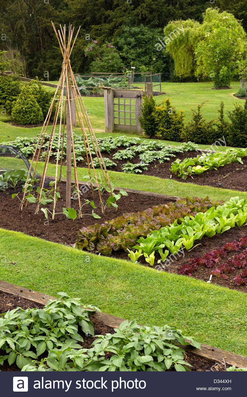Walled Vegetable Garden Stock Photos & Walled Vegetable Garden Stock