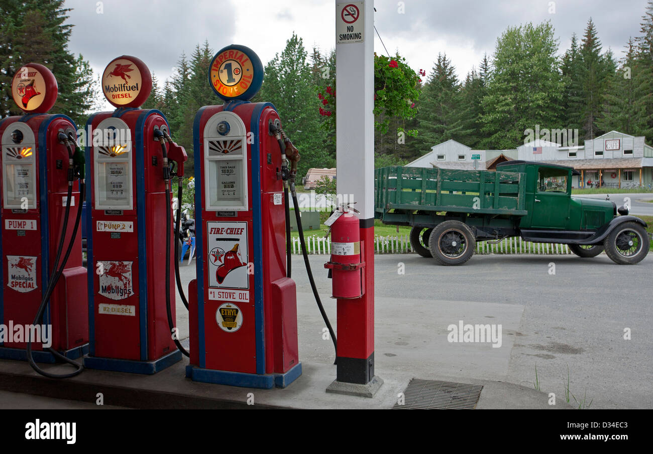 Old fuel dispensers. Gustavus petrol station. Alaska. USA Stock Photo