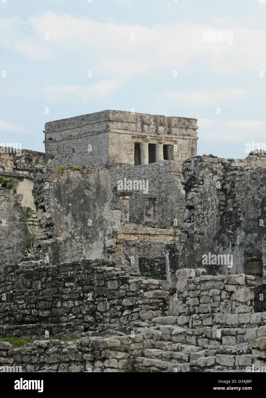 ancient mayan temple Stock Photo