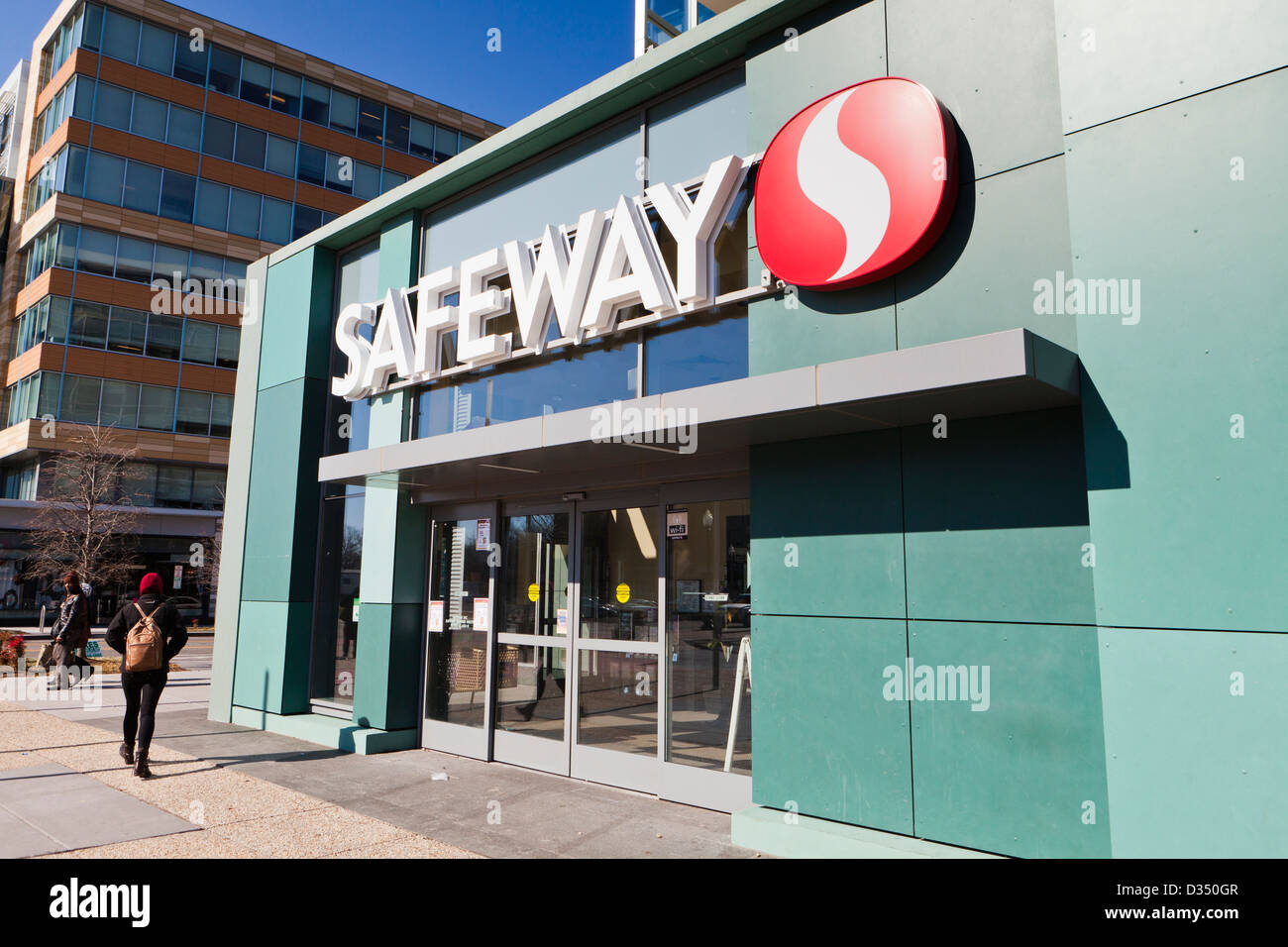 Safeway supermarket hires stock photography and images Alamy