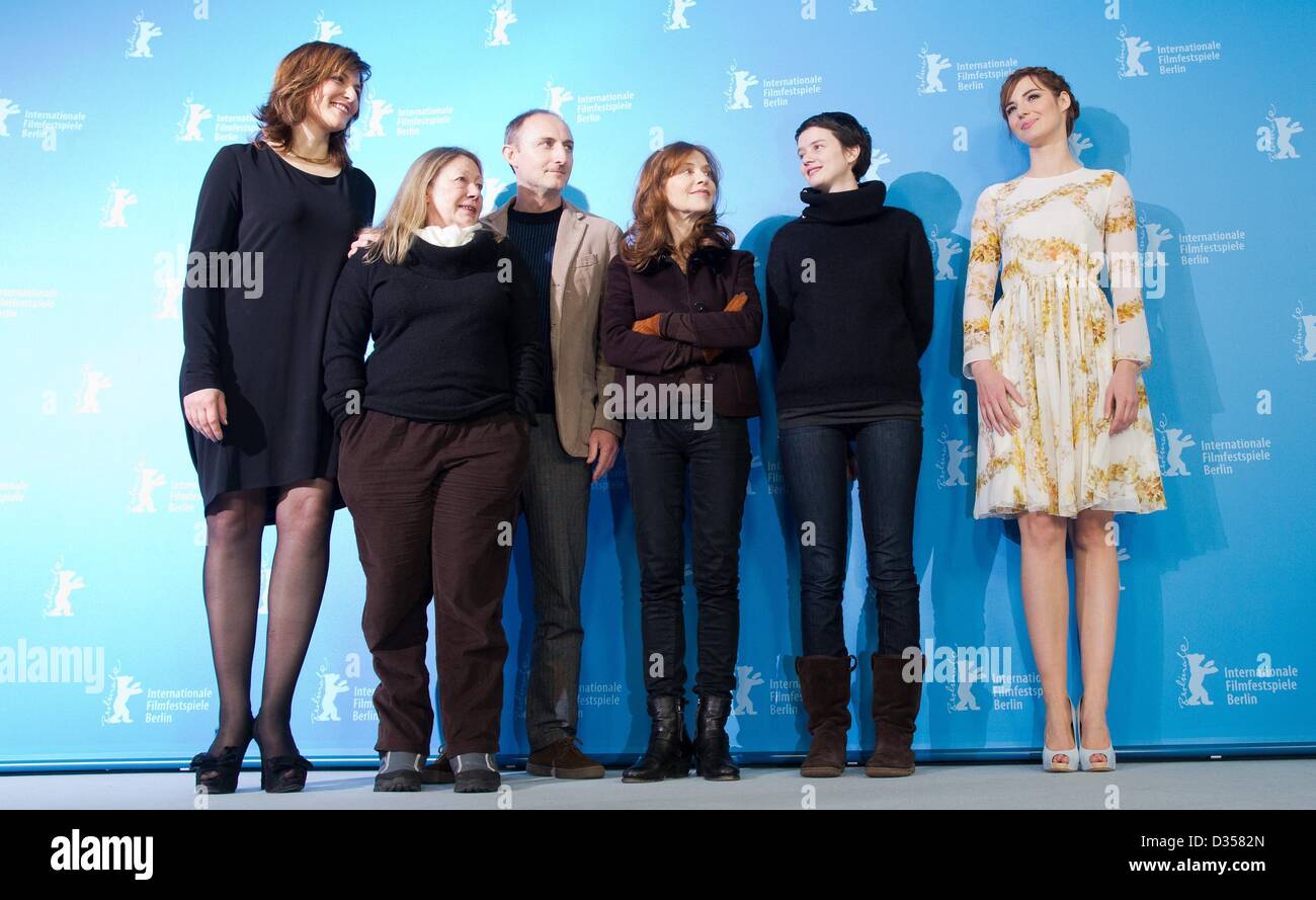 German actress Martina Gedeck (L-R), French actress Francoise Lebrun, French director Guillaume Nicloux and French actresses Isabelle Huppert, Pauline Etienne and Louise Bourgoin poses at a photocall for 'The Nun' ('La Religieuse') during the 63rd annual Berlin International Film Festival, in Berlin, Germany, 10 February 2013. The movie is presented in competition at the Berlinale. Photo: Michael Kappeler/dpa Stock Photo
