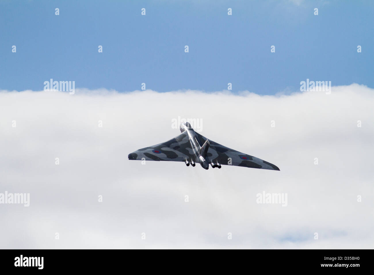 Vulcan XH558 climbs above clouds Stock Photo