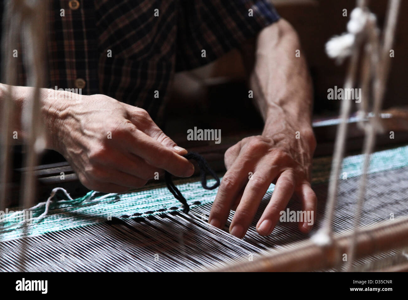 Tapestry weaving hires stock photography and images Alamy