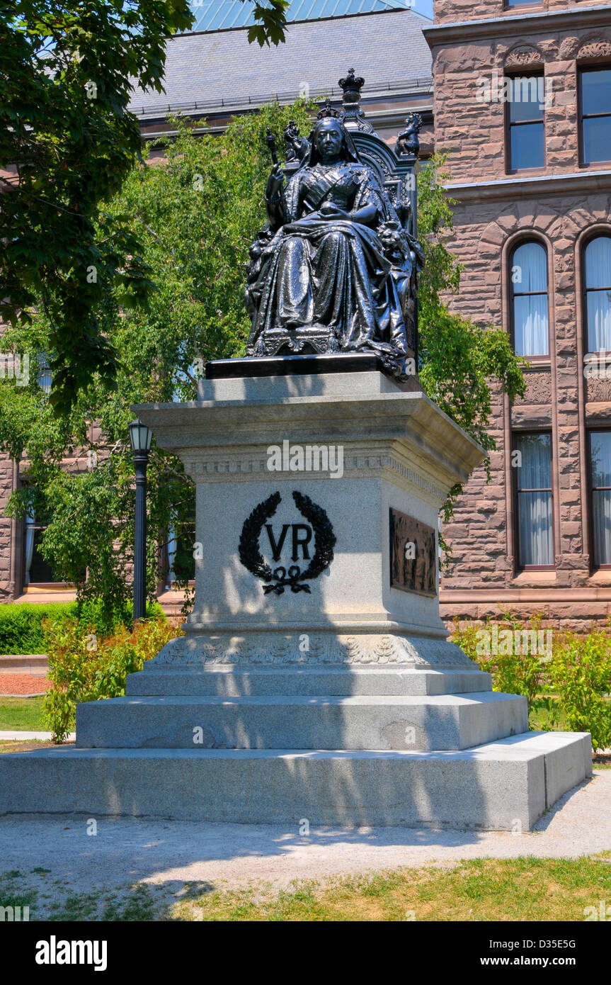 Queen Victoria Statue Legislative Assembly Queen's Park Toronto Ontario