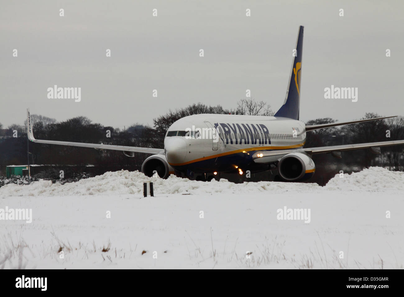 Ryanair plane preparing for takeoff from Yeadon Airport Stock Photo