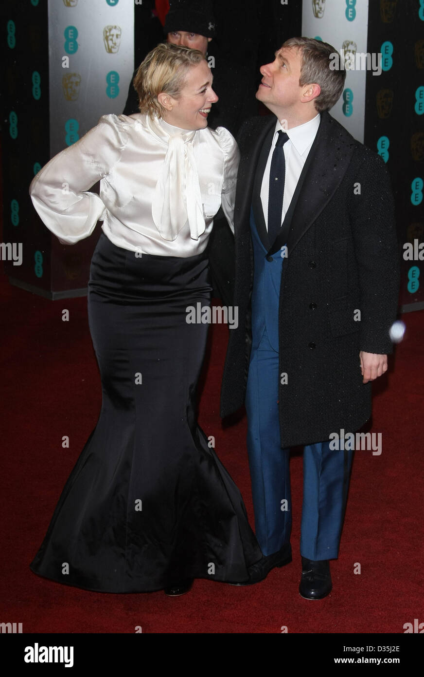 AMANDA ABBINGTON & MARTIN FREEMAN EE BRITISH ACADEMY FILM AWARDS LONDON ENGLAND UK 10 February 2013 Stock Photo