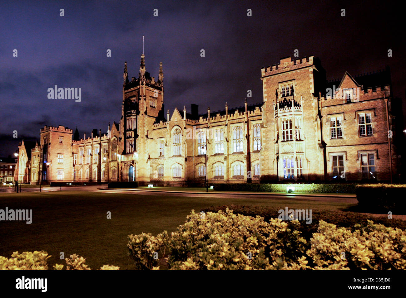 8th December 2012, Belfast, County Antrim, Northern Ireland. The Lanyon building at Queens University, Belfast, Floodlit, Night Stock Photo