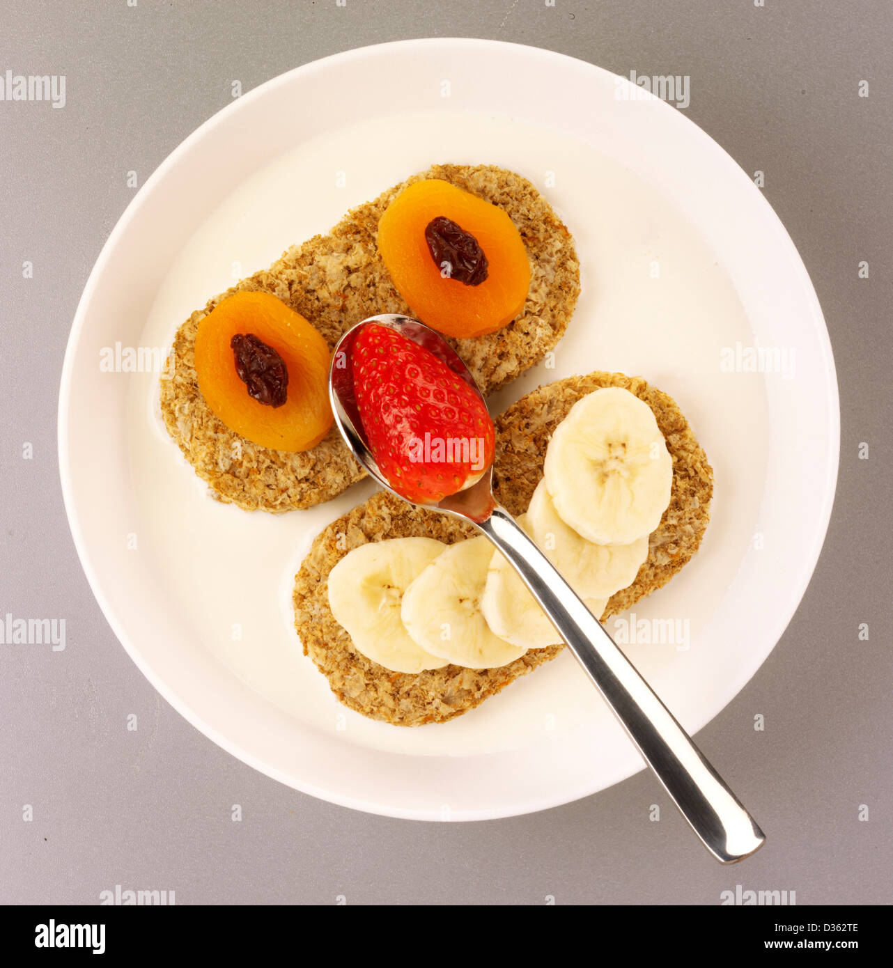 WHOLE WHEAT BREAKFAST CEREAL Stock Photo Alamy