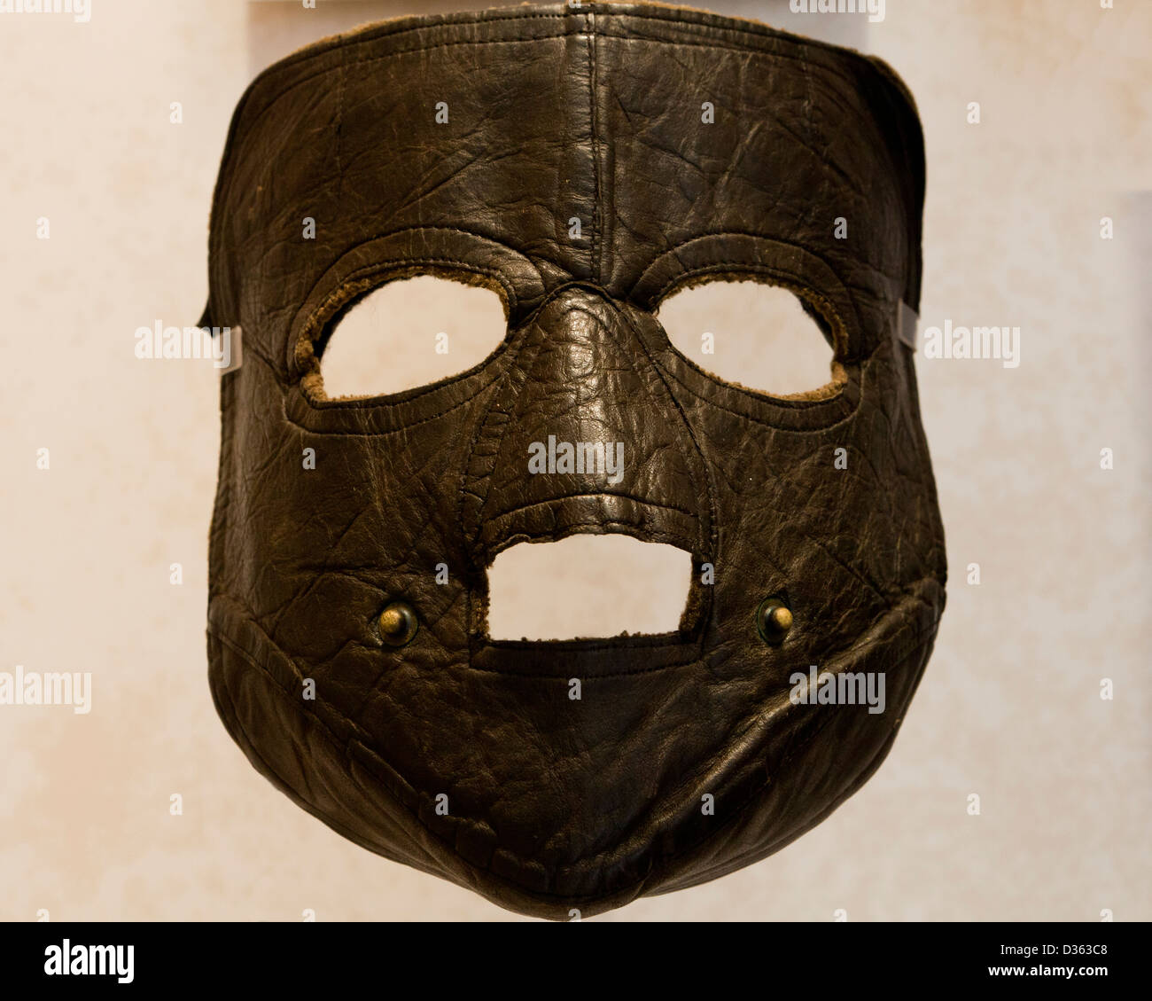 Leather mask hires stock photography and images Alamy