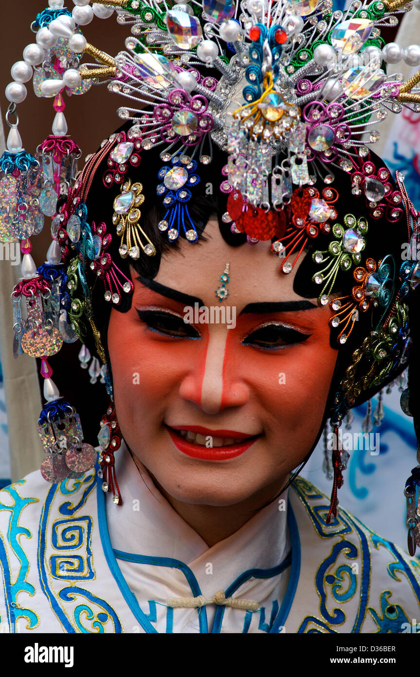 Bangkok, Thailand.  11th February 2013. Portrait of a traditional Chinese opera performer,  Chinese New Year festival, Chinatown, Bangkok. Credit:  Kraig Lieb / Alamy Live News Stock Photo