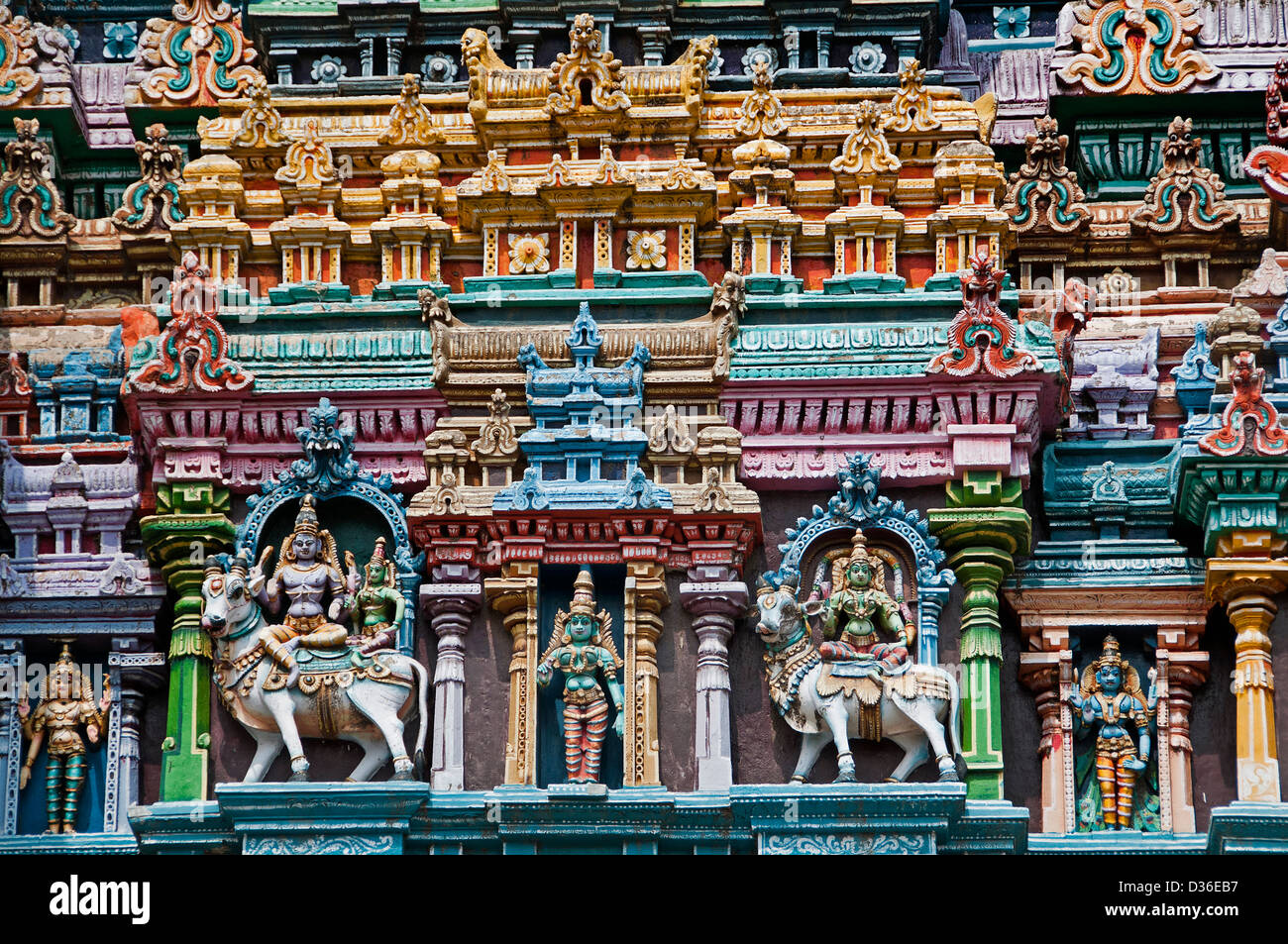 Sri Meenakshi Amman Temple Hindu ( dedicated to Parvati - Meenakshi-  Shiva- Sundareswarar )  Madurai India Stock Photo