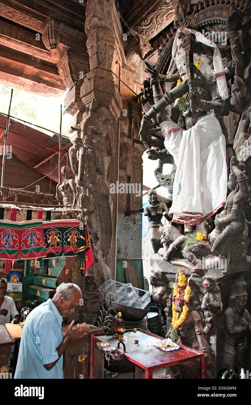 Tailor opposite the Sri Meenakshi Amman Temple in Madurai India Indian Tamil Nadu Town City Center Stock Photo