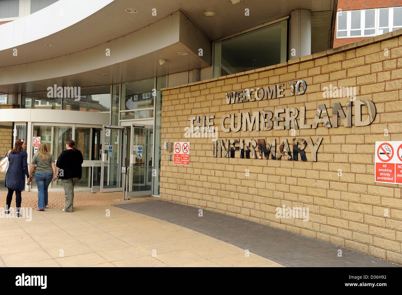FILE PIC: The Cumberland Infirmary in Carlisle, run by the North Cumbria University Hospitals NHS Trust. NHS medical director Sir Bruce Keogh has announced an investigation into the trust and eight other trusts over high death rates at the organisations. Sir Bruce had identified an initial list of five organisations that had for two years been outliers on the Summary Hospital-level Mortality Indicator (SHMI). The list now stands at 14. Stock Photo