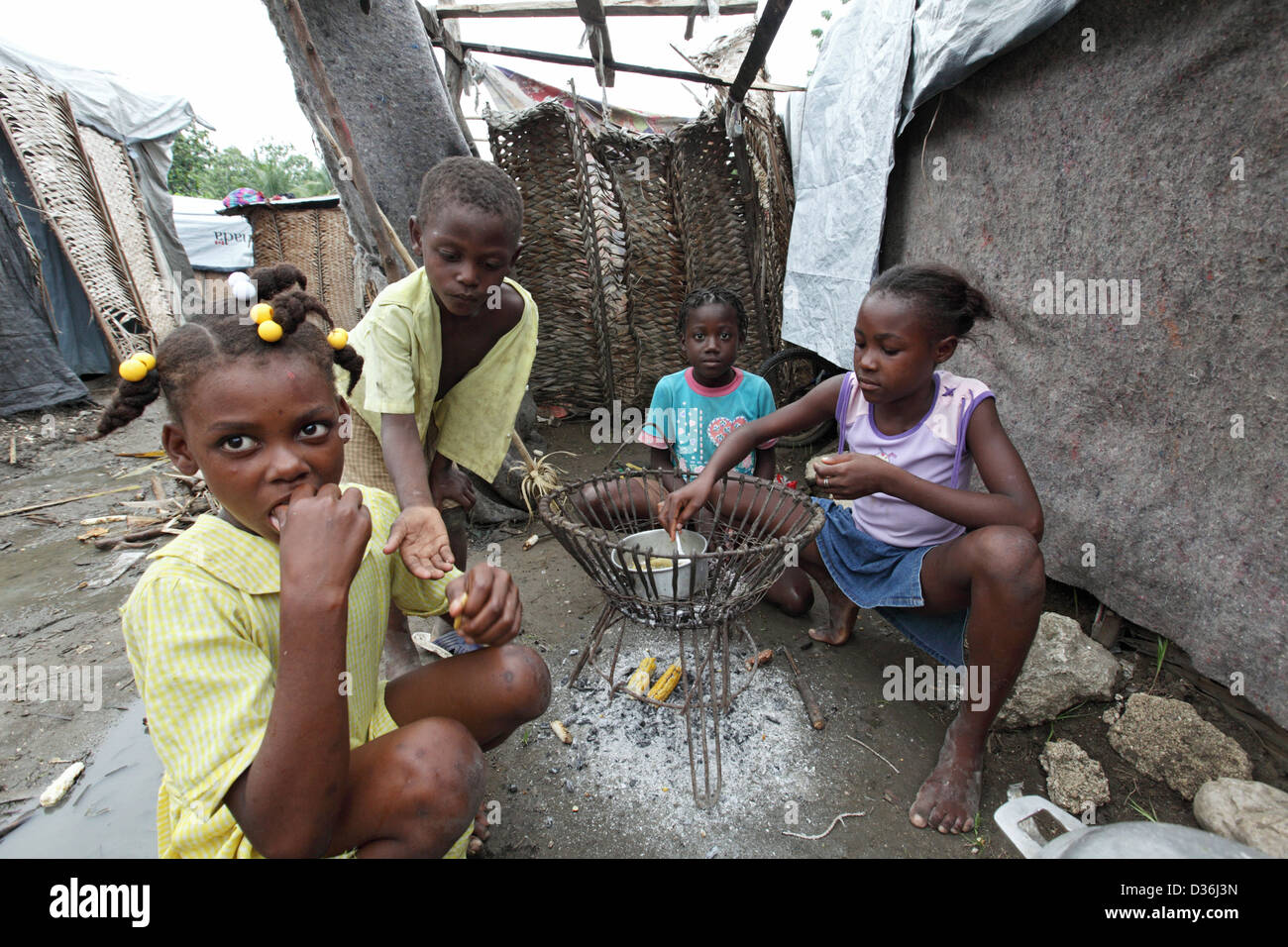 Leogane, haiti aid food hires stock photography and images Alamy