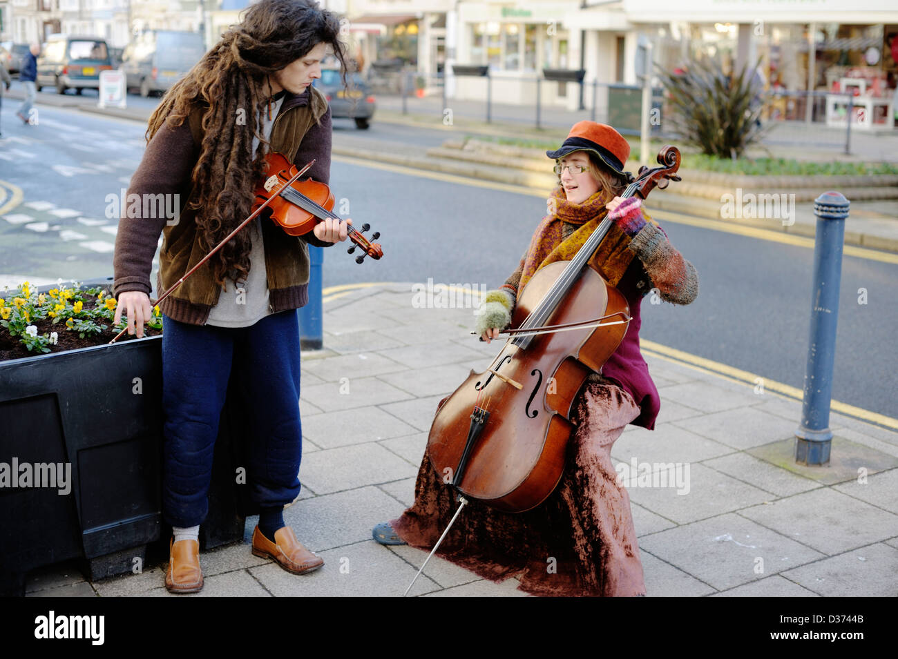 Classical buskers High Resolution Stock Photography and Images - Alamy