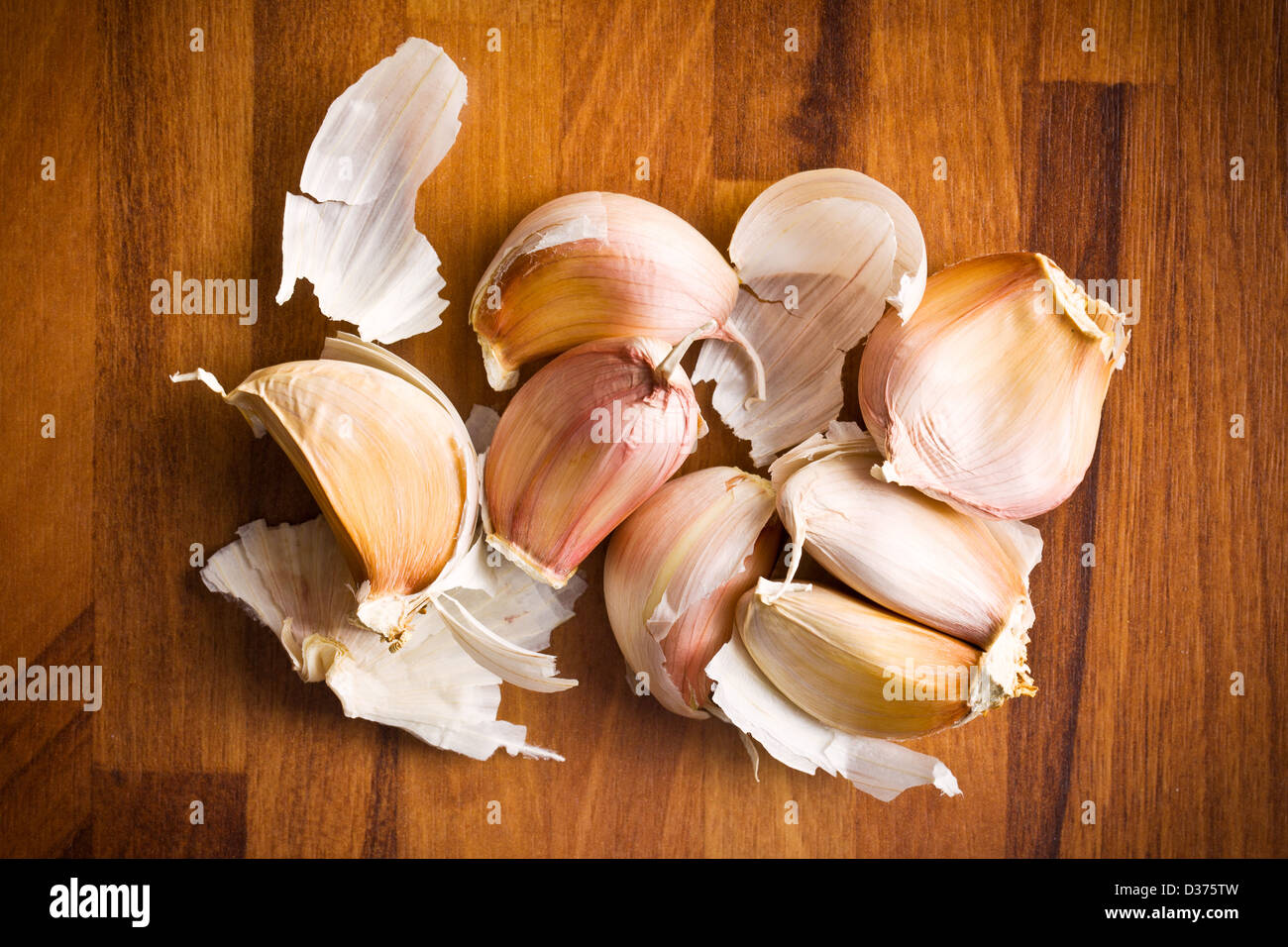 the fresh garlic on kitchen table Stock Photo