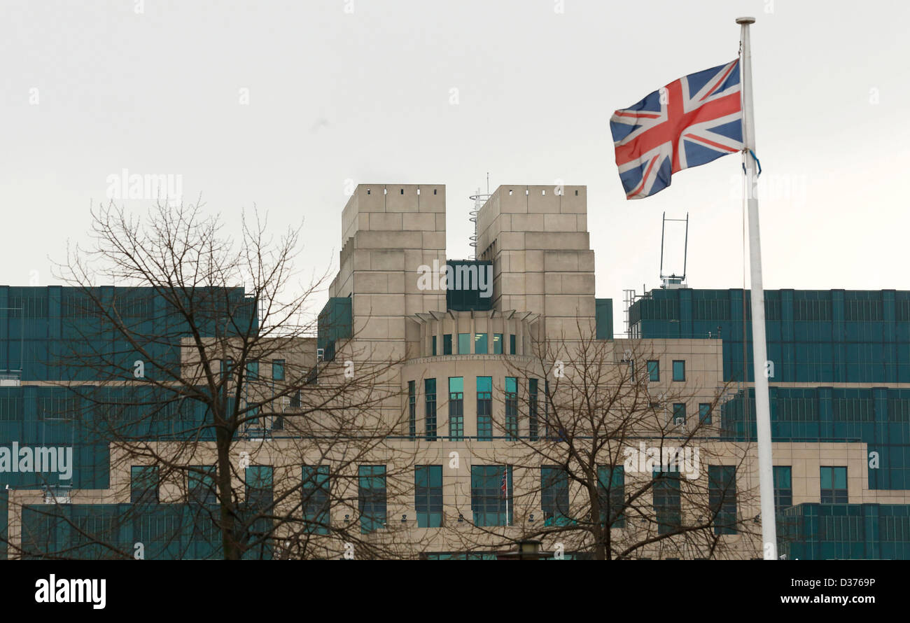 The SIS Building or the MI6 Building, is the headquarters of the British Secret Intelligence Service in London. Stock Photo